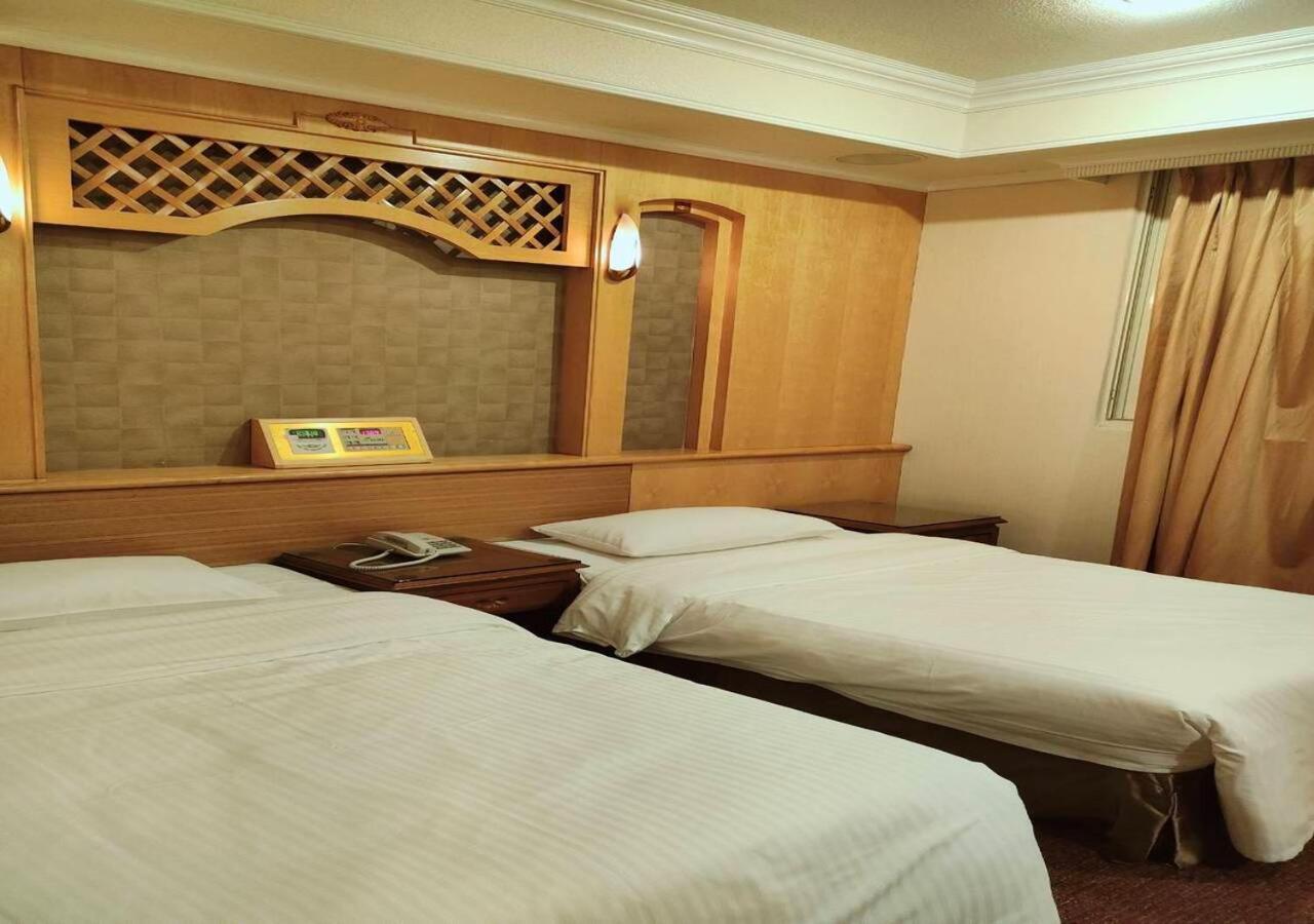 Champion Hotel Taipei Exterior photo