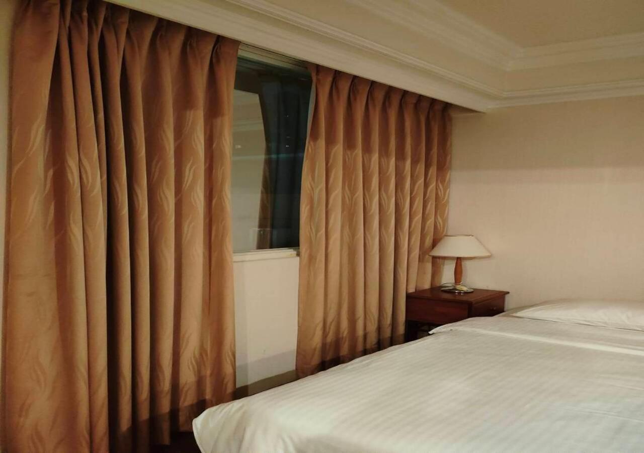 Champion Hotel Taipei Exterior photo